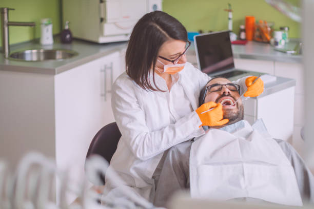 Best Emergency Tooth Extraction  in Indian Head Park, IL